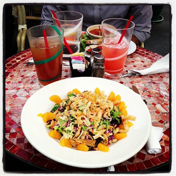 Lazy Daisy Cafe 39 tavsiye