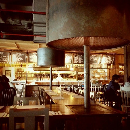 Pesto Autentico Italian Restaurant in Jakarta Pusat