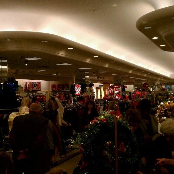 Dillard's 1000 Rivergate Pkwy