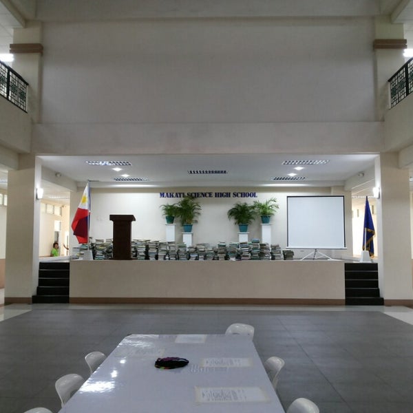 Makati Science High School High School in Cembo