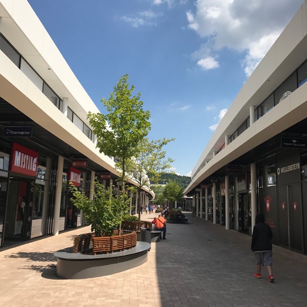 Photos At Fashion Outlet Montabaur Outlet Store In Montabaur