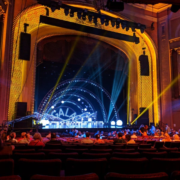 Das Foto wurde bei Palais Theatre von Edgar M. am 3/20/2019 aufgenommen