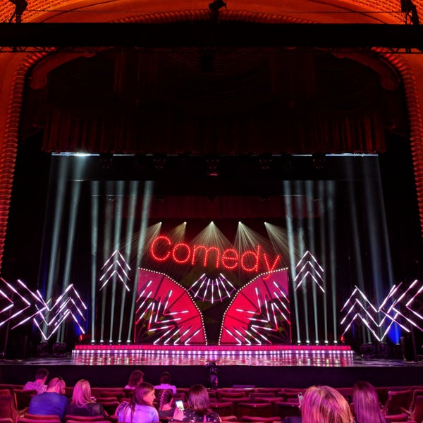 Das Foto wurde bei Palais Theatre von Edgar M. am 3/28/2018 aufgenommen