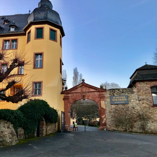 Foto tirada no(a) Schloss Vollrads por Wolfram em 2/7/2020