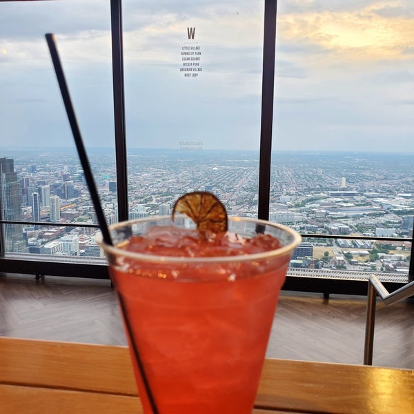 Catch a view of Chicago, grab a cocktail, and relax. For thrill seekers try the tilting window