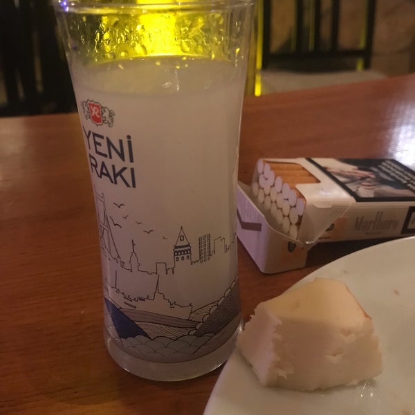 Foto tirada no(a) Aramızda Kalsın Mangal&amp;Restaurant por Ersan Y. em 3/19/2019