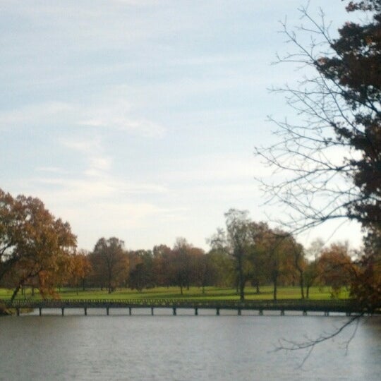 Photo taken at Sparrows Point Country Club by Lyndsay P. on 11/12/2012