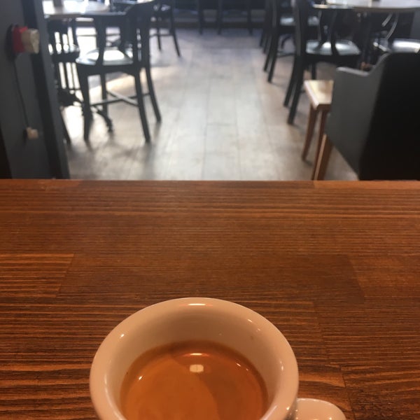 1/17/2019 tarihinde Rifat Y.ziyaretçi tarafından Chapter Coffee'de çekilen fotoğraf