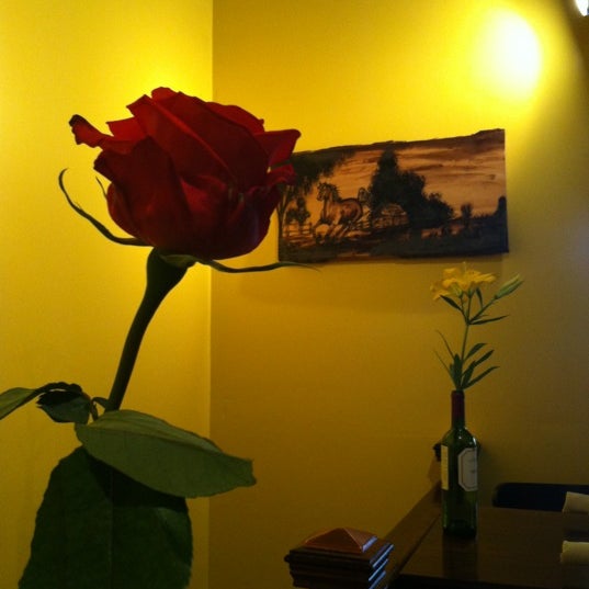 11/21/2012 tarihinde Braulio R.ziyaretçi tarafından Pochi Restaurant - Chilean Cuisine and Wine Bar'de çekilen fotoğraf