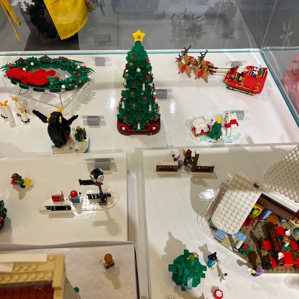 It's time to build at the Lego store in Ross Park Mall