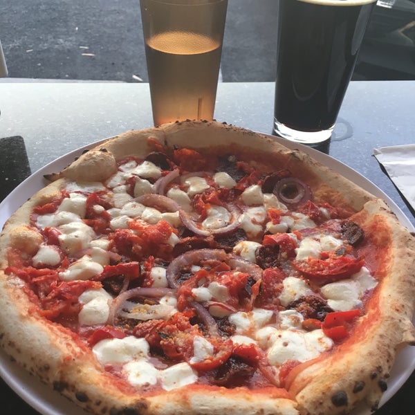 Снимок сделан в Pupatella Neapolitan Pizza пользователем Roberto M. 8/8/2018
