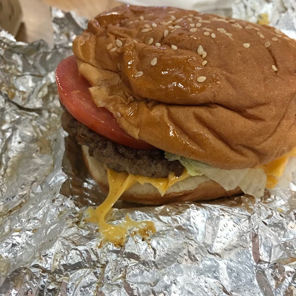 Photo taken at Five Guys by Navin K. on 8/4/2017