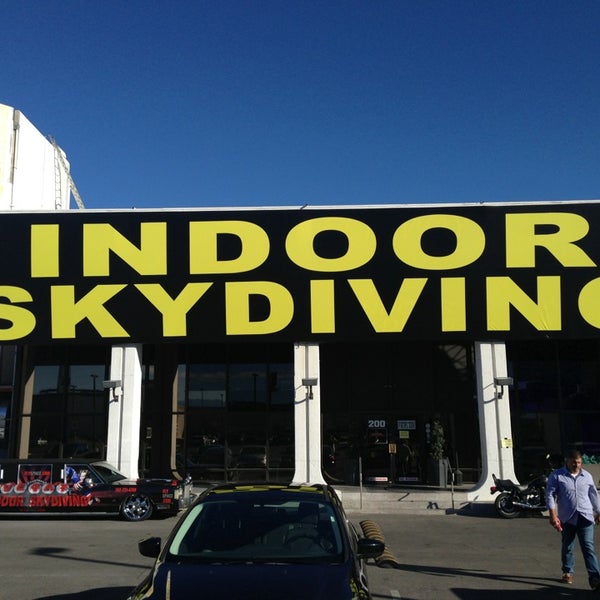 Photo taken at Vegas Indoor Skydiving by Theo S. on 1/13/2013