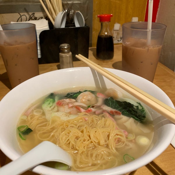 Das Foto wurde bei Sam Wo Restaurant von D am 2/17/2019 aufgenommen