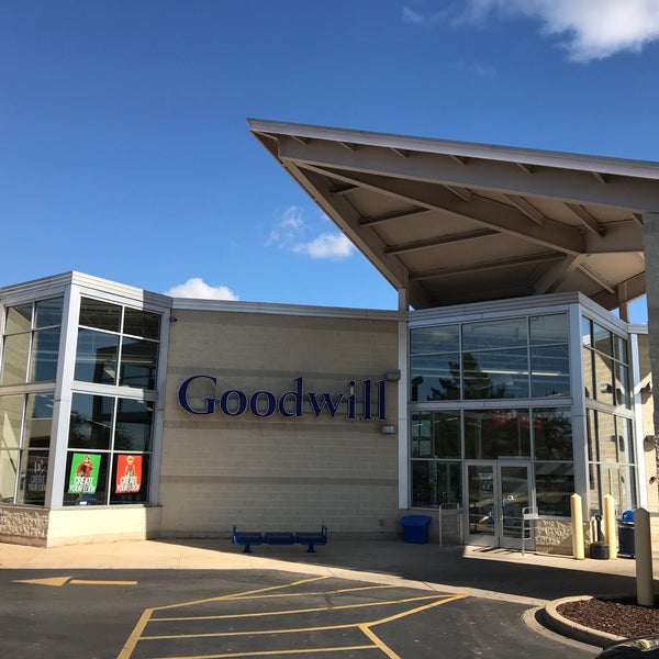 Goodwill Vintage and Thrift Store in Kenosha