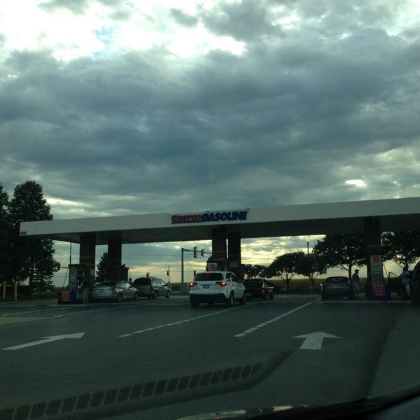 Costco Gasoline Gas Station in Naperville