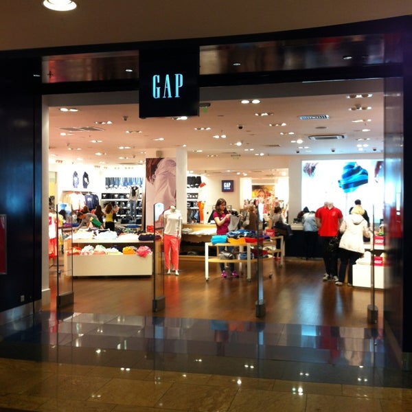 Магазин Одежды Gap В Москве