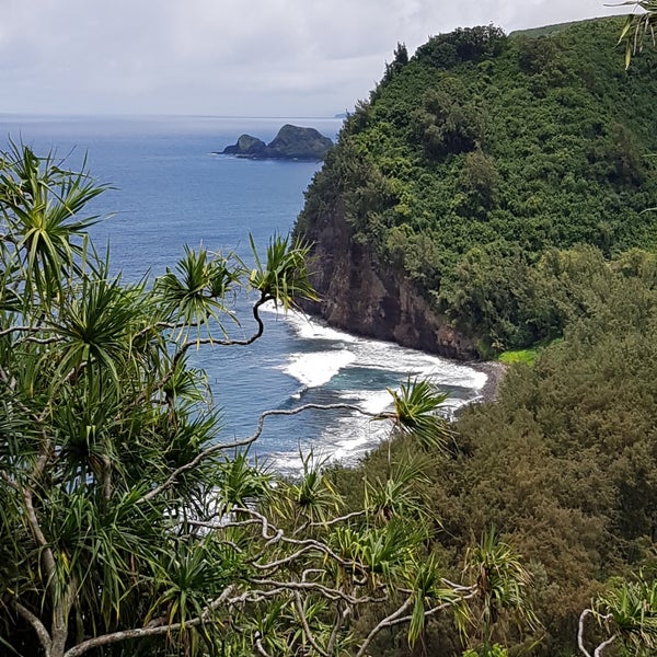 Pololu Valley - Scenic Lookout