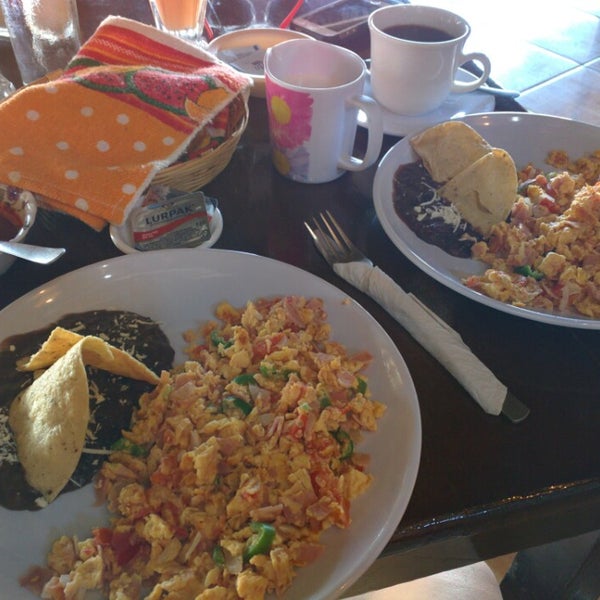 4/6/2015 tarihinde Jorge R.ziyaretçi tarafından Restaurante Mangos Puerto Escondido'de çekilen fotoğraf