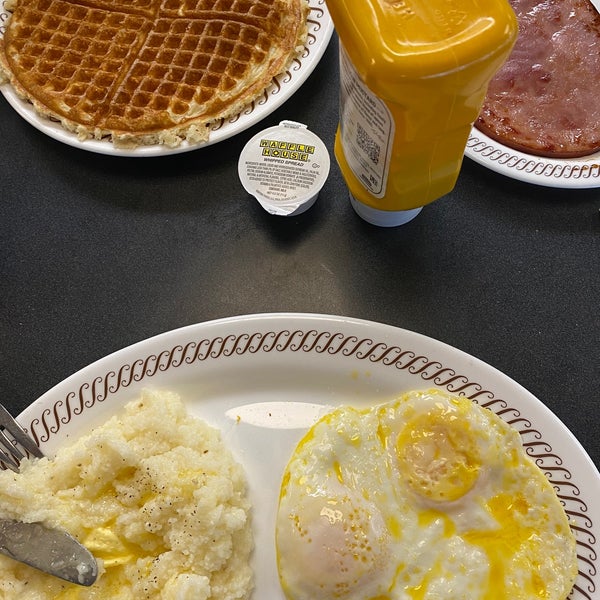 waffle house breakfast spot in pascagoula