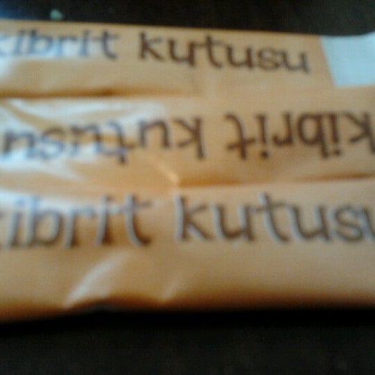 รูปภาพถ่ายที่ Kibrit Kutusu โดย Burcu V. เมื่อ 12/9/2012