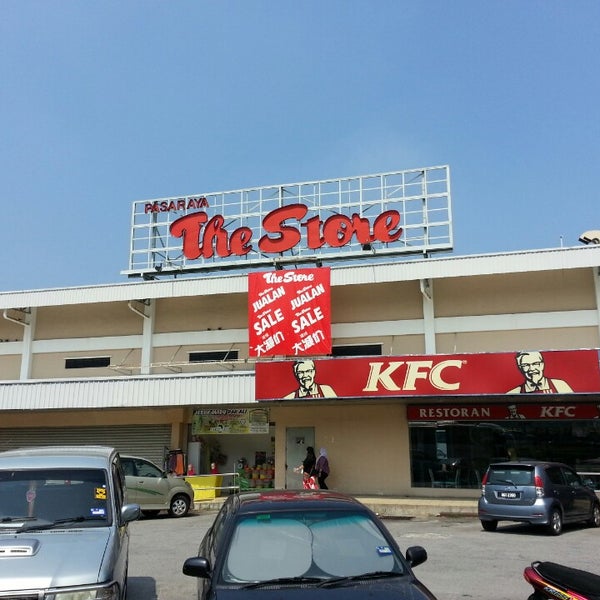 Photos At The Store Shopping Mall