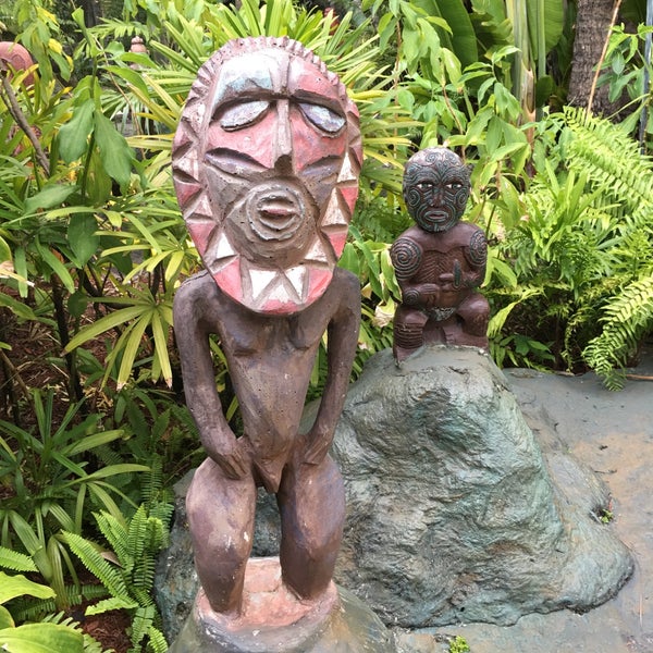 5/9/2019에 Lezley B.님이 Mai-Kai Restaurant and Polynesian Show에서 찍은 사진