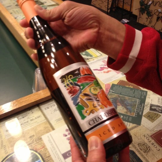 Photo taken at Chaddsford&#39;s Bottle Shop &amp; Tasting Room at Penn&#39;s Purchase by Paul N. on 11/2/2012