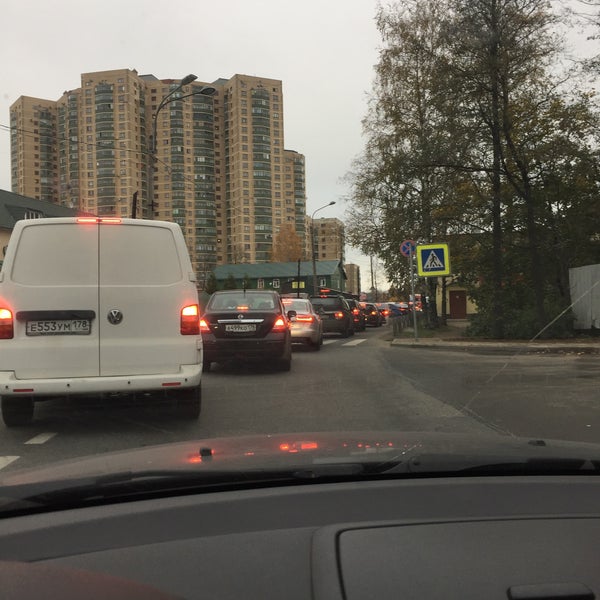 Спецшкола 1 санкт-петербург аккуратова 11. Улица аккуратова санкт-петербург. Долина роз аккуратова. Аккуратов улица. Аккуратова мариинский приют.