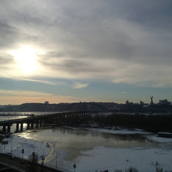 Foto tomada en Готель «Славутич»  / Slavutych Hotel  por Zetta H. el 1/26/2013