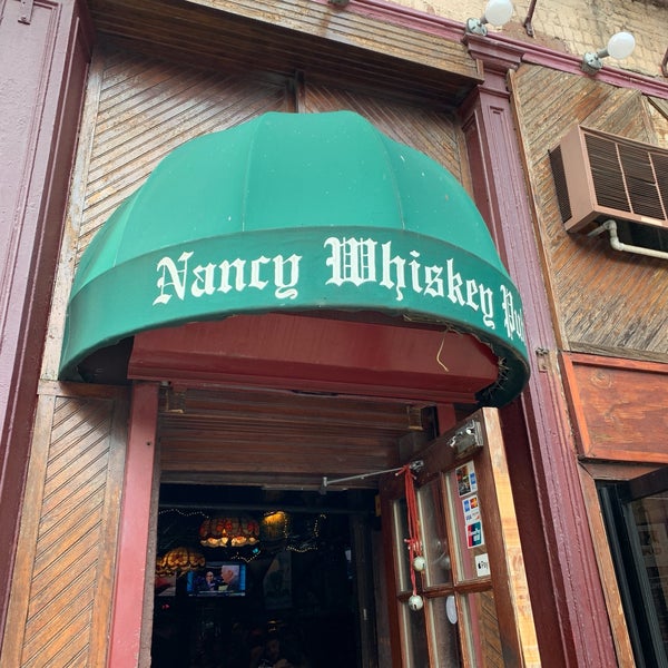 Снимок сделан в Nancy Whiskey Pub пользователем Marty N. 5/31/2019