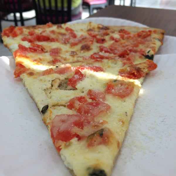 Zetti's Pizza & Pasta 17 tips from 690 visitors