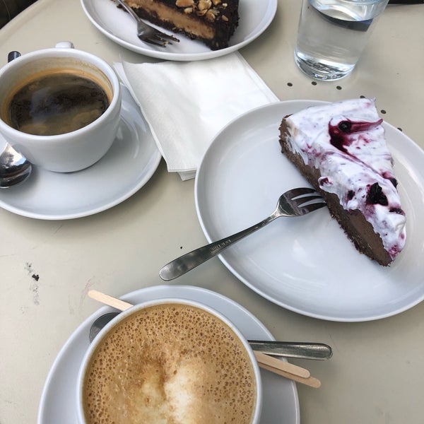 6/19/2019 tarihinde Sylvia R.ziyaretçi tarafından Cafe Iluzja'de çekilen fotoğraf