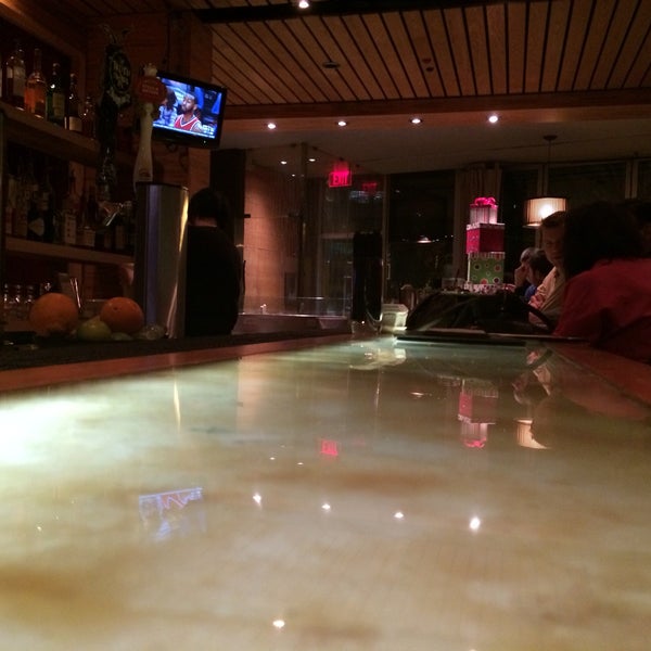 12/9/2014 tarihinde Eric A.ziyaretçi tarafından Black&#39;s Bar &amp; Kitchen'de çekilen fotoğraf