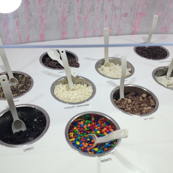 Photo taken at Frozen Yogurt Innovations by Eric A. on 3/1/2013