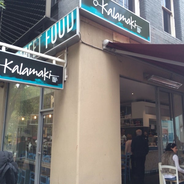 2/22/2014にEric A.がKalamaki Greek Street Foodで撮った写真