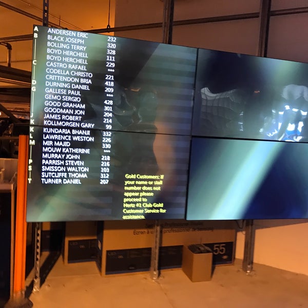 Hertz - Rental Car Location