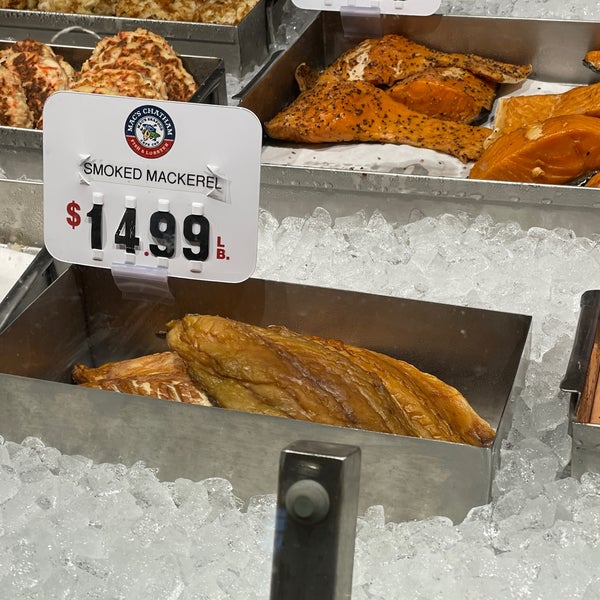 Mac's Chatham Fish & Lobster Fish Market