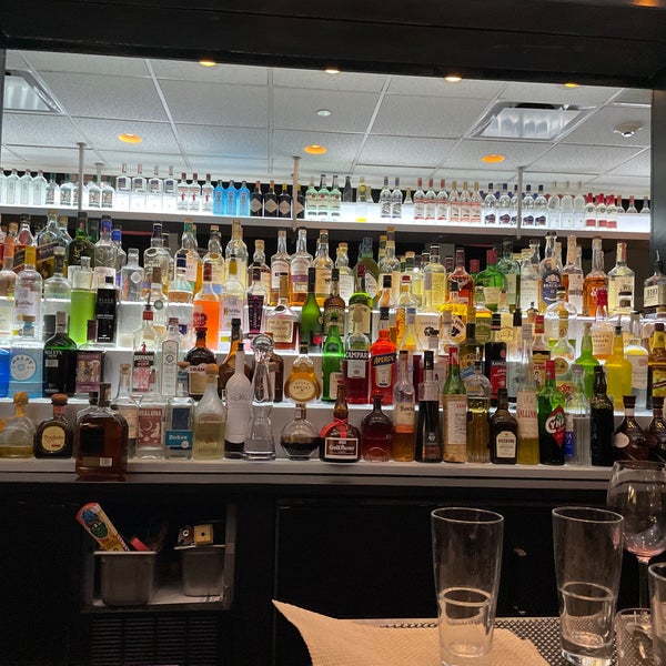 3/21/2022 tarihinde Eric A.ziyaretçi tarafından Clintons Bar and Grille'de çekilen fotoğraf
