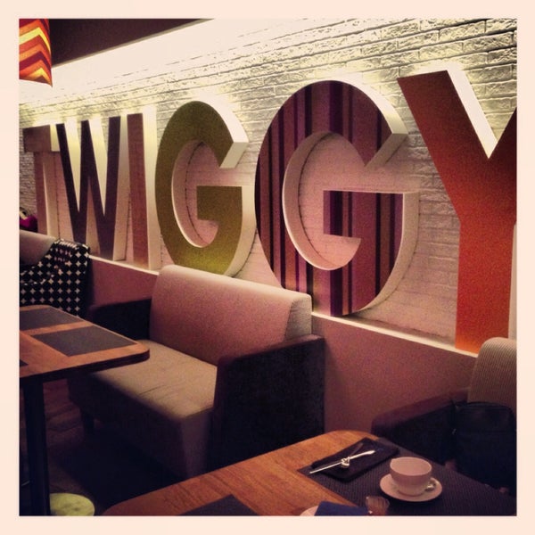 Photo taken at Twiggy by Темка Ж. on 4/13/2013