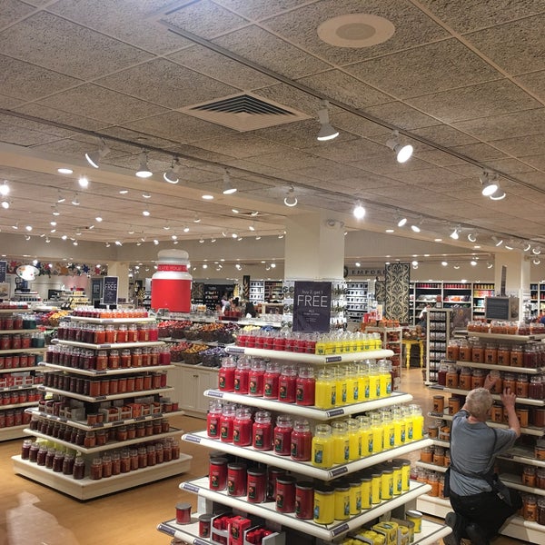 Yankee Candle Flagship Store