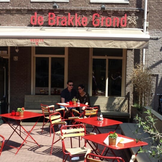 Photo taken at Vlaams Cultuurhuis de Brakke Grond by Sietse v. on 6/6/2013
