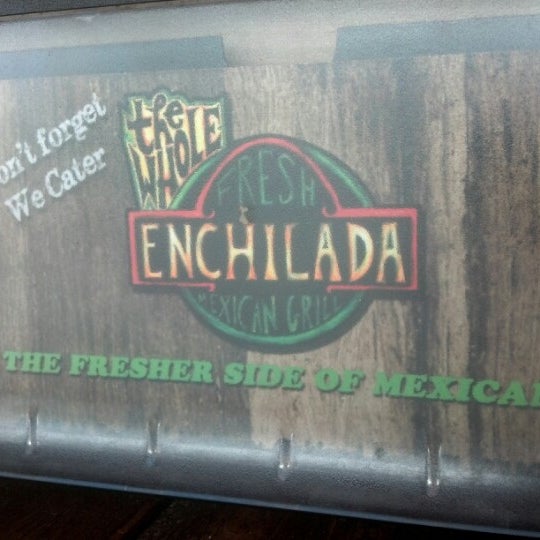 Das Foto wurde bei The Whole Enchilada Fresh Mexican Grill von Shea H. am 2/19/2013 aufgenommen