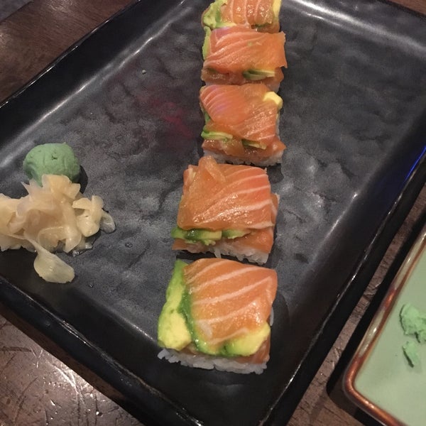 10/6/2017にJoyLuvがKumo Sushiで撮った写真
