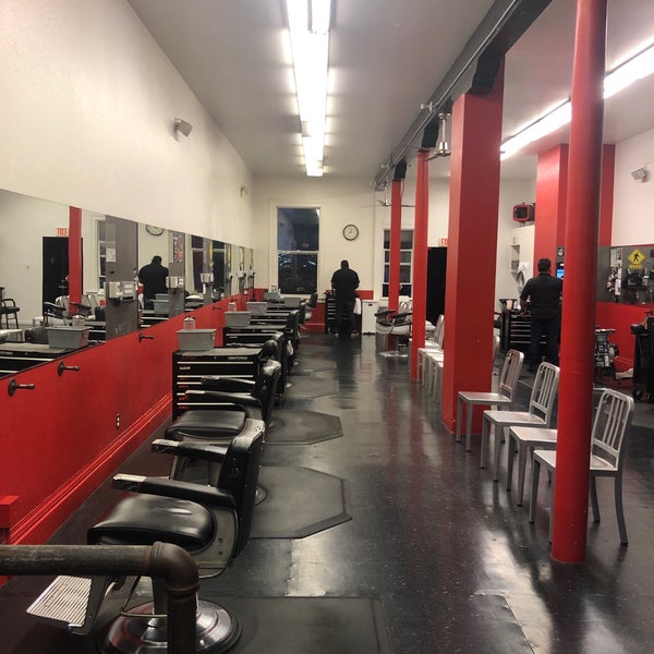 Photo taken at Joe&#39;s Barbershop by Reyner T. on 8/21/2019