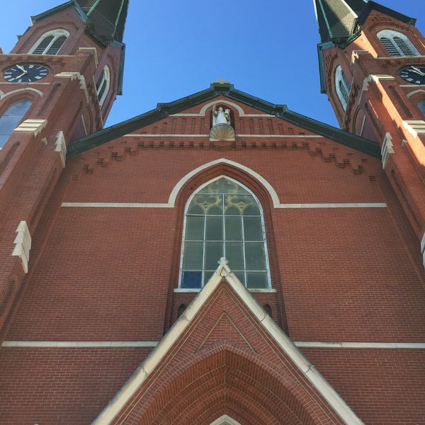 Photos at St. Hyacinth Catholic Church Church in LaSalle