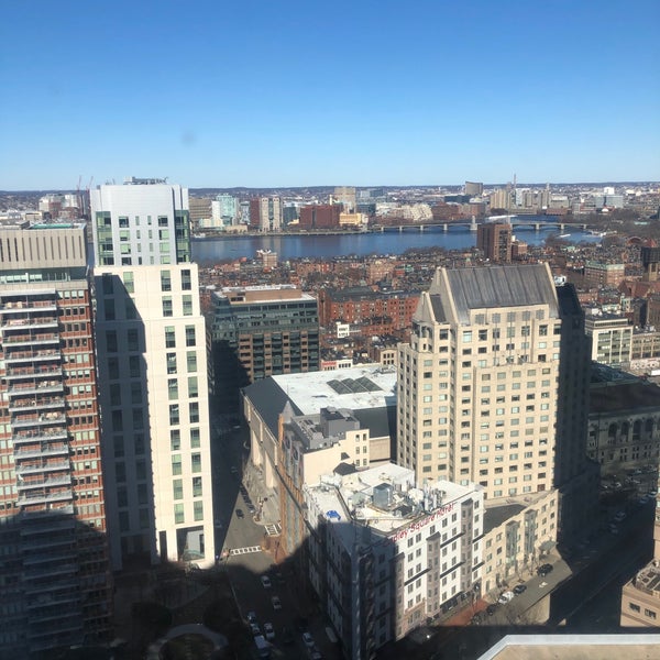 รูปภาพถ่ายที่ Boston Marriott Copley Place โดย Liz T. เมื่อ 2/9/2019