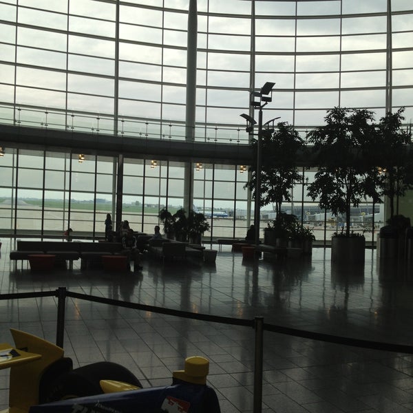 5/10/2013에 Jay S.님이 인디애나폴리스 국제공항 (IND)에서 찍은 사진