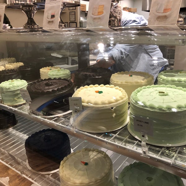 3/4/2018에 FHop🎒🌐✈️님이 Cake Bar에서 찍은 사진