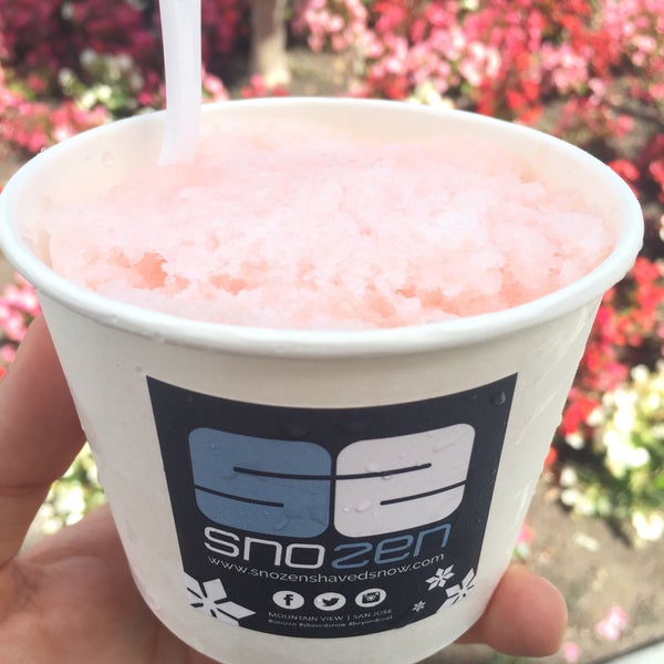 Photo taken at Sno-Zen Shaved Snow &amp; Dessert Cafe by Marco B. on 8/29/2015